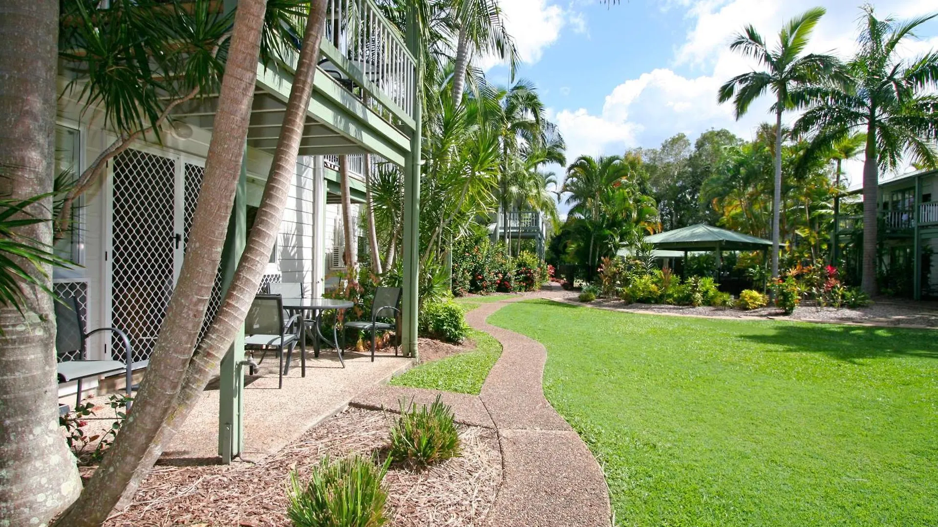 Coral Beach Noosa Resort Noosaville